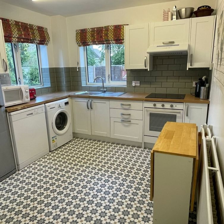 Kitchen flooring (2)